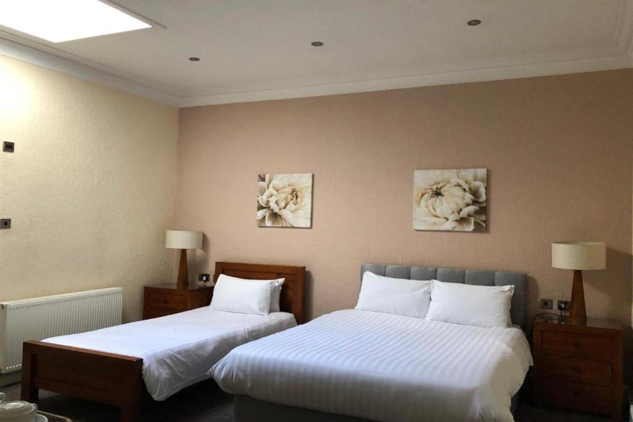 Oyo Douglas Hotel Кілмарнок Екстер'єр фото