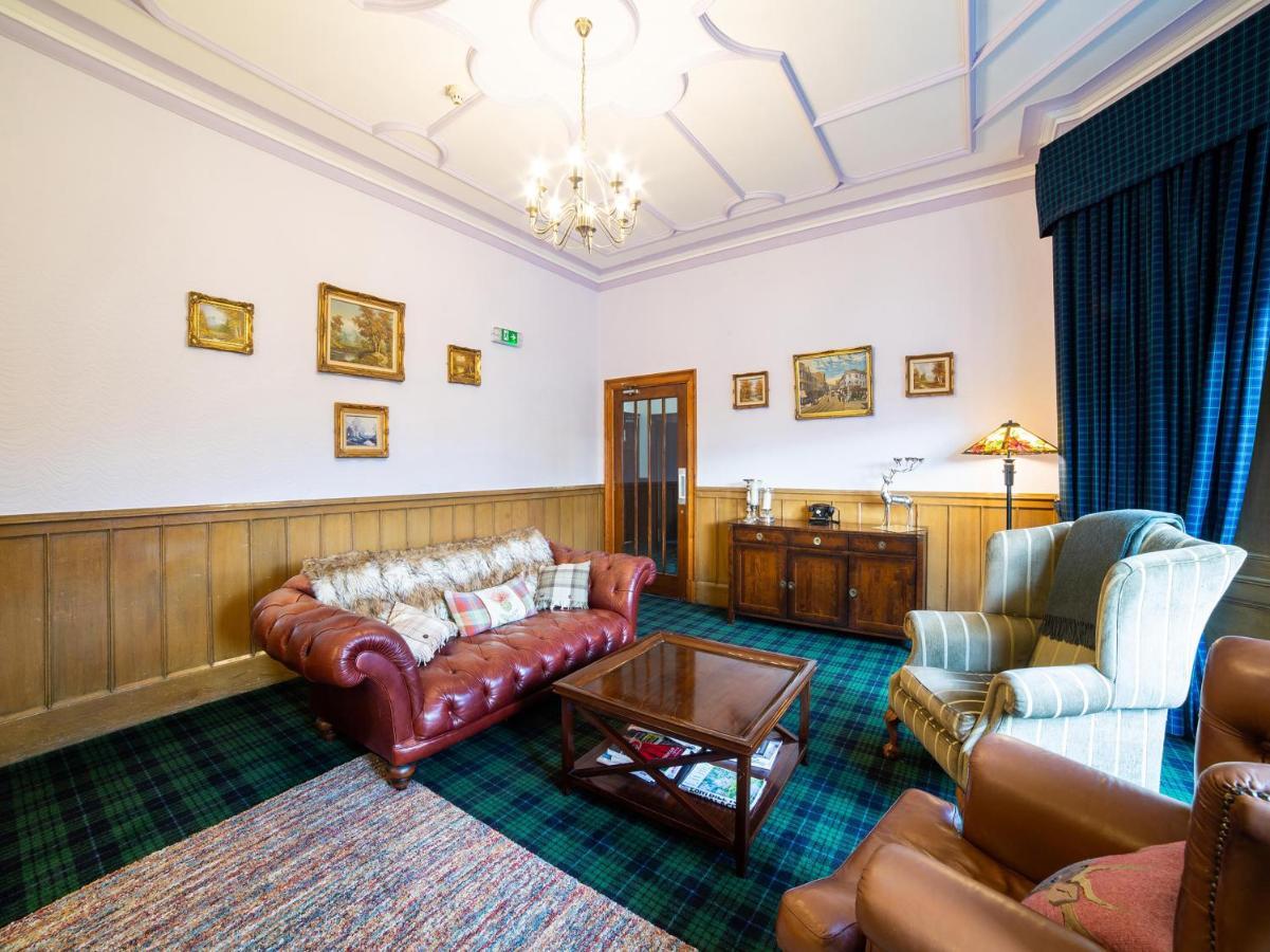 Oyo Douglas Hotel Кілмарнок Екстер'єр фото