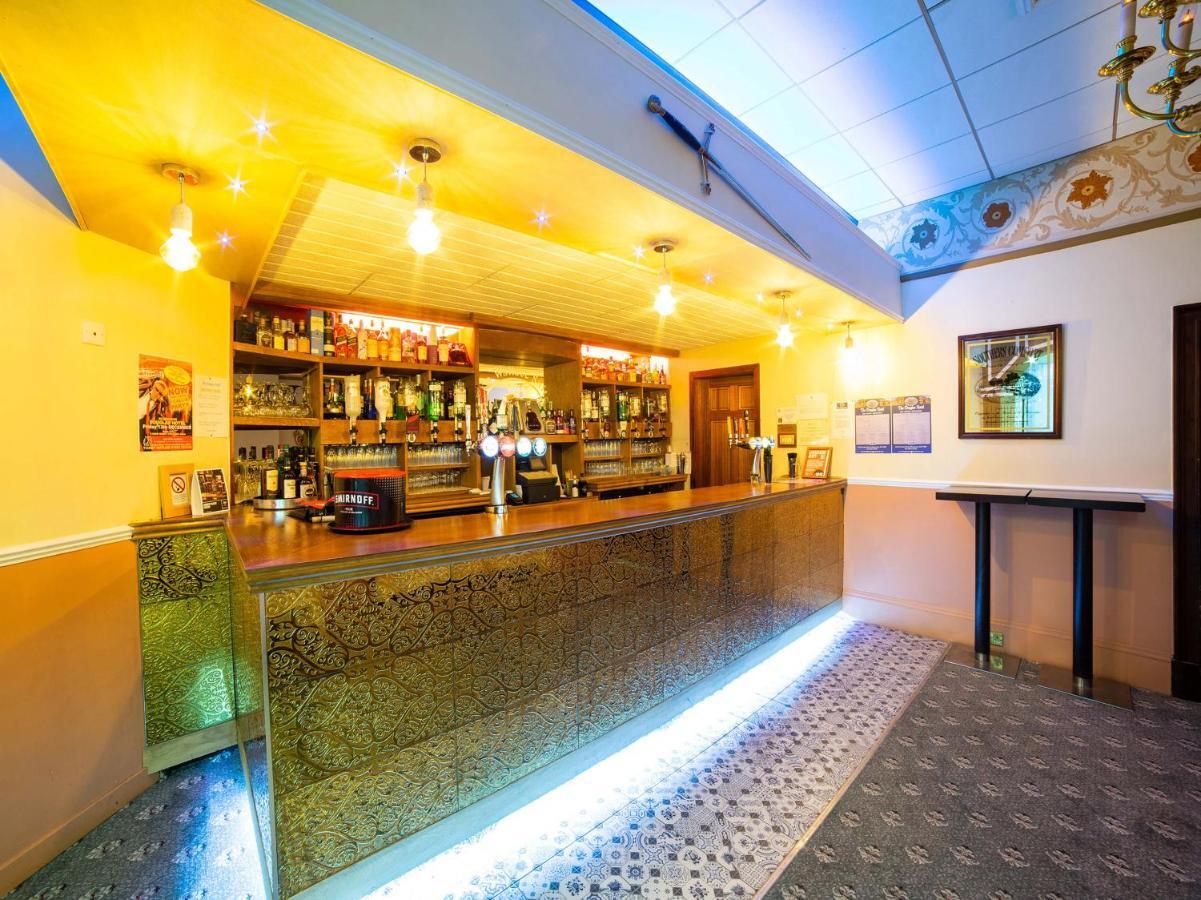 Oyo Douglas Hotel Кілмарнок Екстер'єр фото