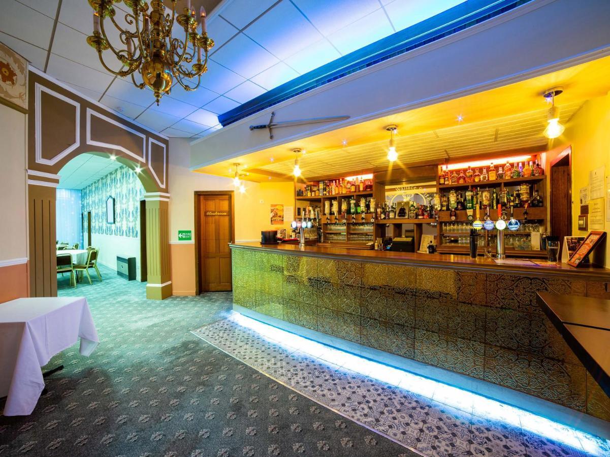 Oyo Douglas Hotel Кілмарнок Екстер'єр фото